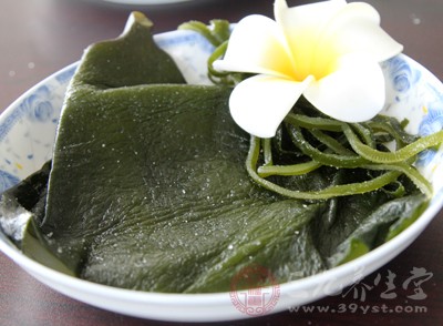 酸性食物，不如碱性食物，可以吃碱性食物，例如，海带