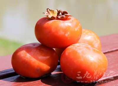 霜降时节食补宜食柿子