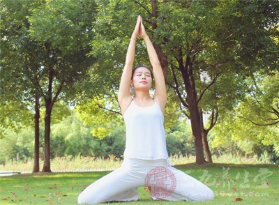 长期练瑜伽的好处 瑜伽有这些作用(2)