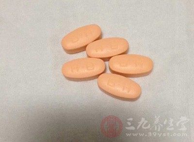 復(fù)合維生素早飯后吃