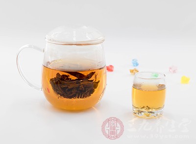 茶有助于削減阻塞和痰液，然后減輕打鼾