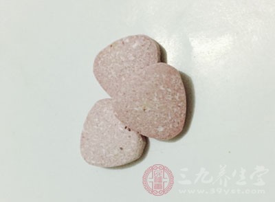 可以考慮使用止痛劑、鎮(zhèn)靜劑、維生素(如B1、B12)等藥物進(jìn)行治療