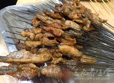 关于饮食习惯而导致癌症的案例不在少数 关于饮食习惯而导致癌症的案例不在少数