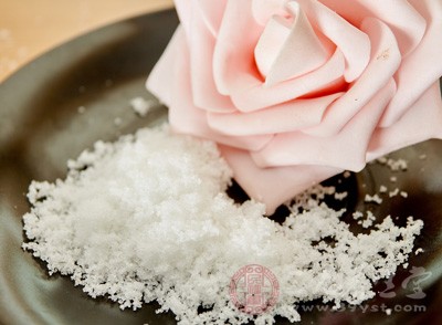 生抽1汤匙，白糖2小匙