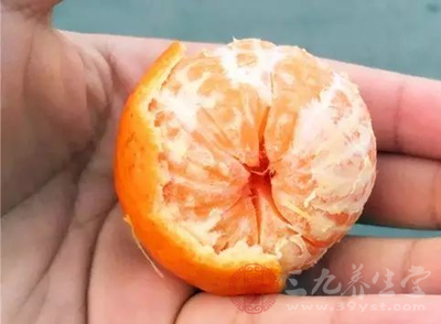 你吃橘子还会把橘子皮扔掉吗