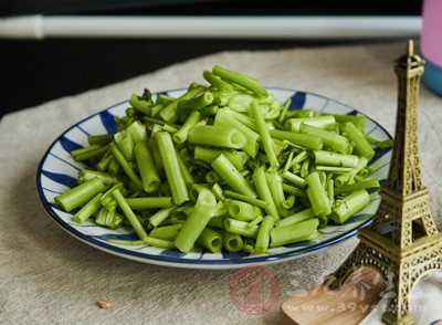 降低血糖紫色蕹菜中含胰島素成分而能降低血糖