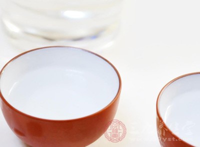 还要保持良好的口腔卫生 还要保持良好的口腔卫生