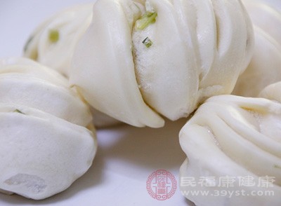 发酵后的酵母还是一种很强的抗氧化物，可以保护肝脏