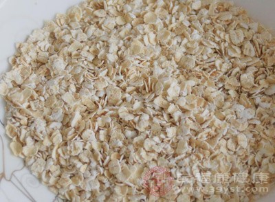 燕麦的很多功效得益于其所含的β-葡聚糖