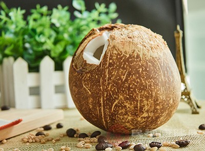 椰子怎么吃 椰子的多种吃法