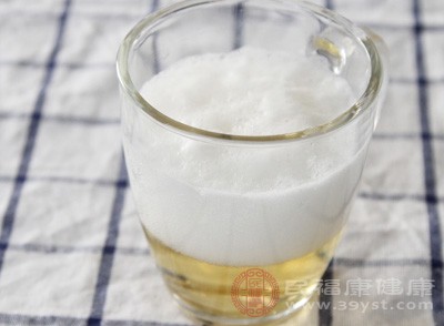 酒會(huì)消耗身體維他命B與礦物質(zhì)