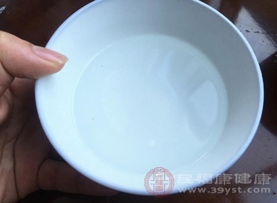 多喝白开水