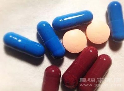 往往這兩種因素導(dǎo)致的腹瀉，并不是靠藥物可以完全解決的