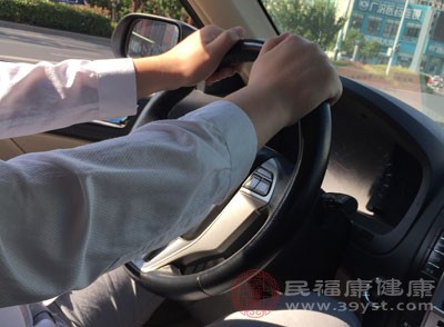 高速公路超車是必然的