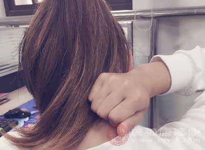 使颈椎的稳定性受到破坏