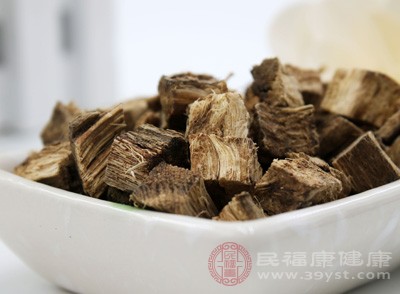 葛根12g，桂枝、白芍