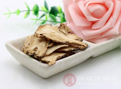 威靈仙50g，當(dāng)歸15g，細(xì)辛15g，乳香15g