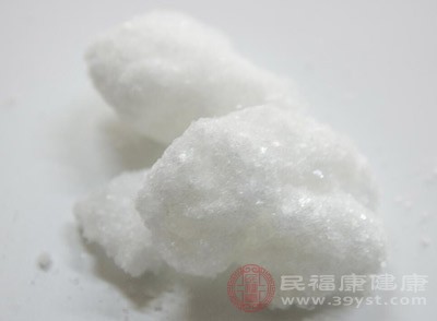 药物:郁金120g,制马钱子60g,火硝30g,山豆根60g,白矾30g