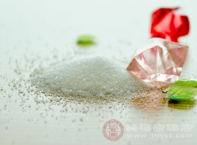 每天食鹽少于5g，過食易誘發(fā)高血壓