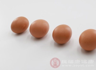 雞蛋營(yíng)養(yǎng)豐富，深受廣大主婦青睞