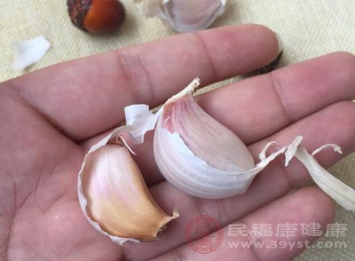 蒜是日常菜肴中常見的佐料