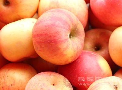 蘋果性味甘酸而平、微咸，無毒，具有生津止渴、益脾止瀉、和胃降逆的功效