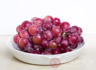 感冒发烧适宜吃葡萄