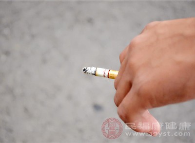烟草当中含有尼古丁等多种有害成分