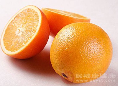 橙子本身就是一种水果，所以随时都能吃