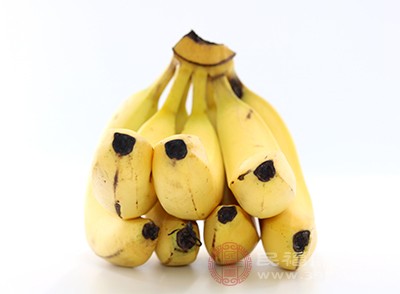 水果中也富含碳水化合物，比如香蕉