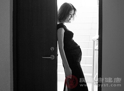 妊娠晚期的时候子宫体积增大了很多