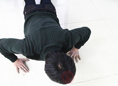 完成俯卧撑超过40个的男性罹患心血管疾病的比例低 完成俯卧撑超过40个的男性罹患心血管疾病的比例低