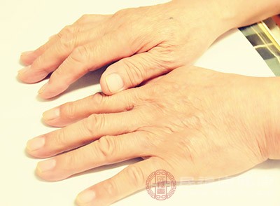 有的高血压患者会出现手指、脚趾麻木的情况