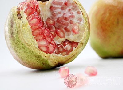 吃石榴的好处 多吃这种水果竟能保护肠胃