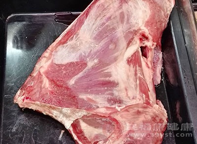 羊肉富含优质蛋白和钙、铁、维生素B1