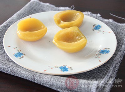 黄桃的功效与作用 黄桃罐头在家也能做