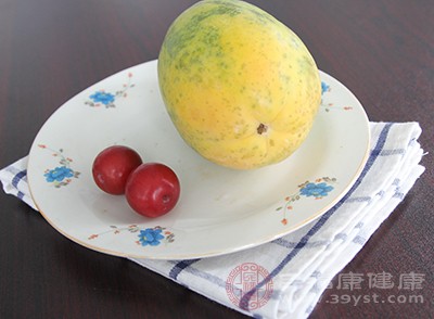 木瓜的功效 常吃这种水果可以促进消化