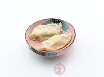 饺子是中国的传统美食