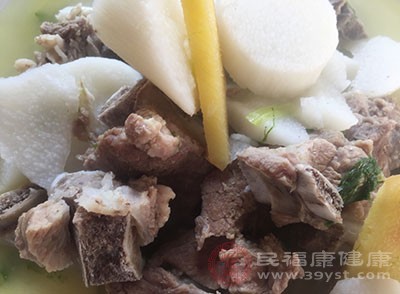 雞湯算得上是營養(yǎng)非常豐富的滋補食品