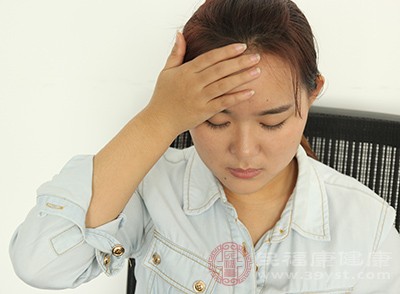 中耳炎如果不及时治疗导致炎症扩散的话，很有可能会出现一些全身的症状
