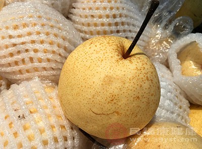 梨是平时我们都很常见的一种水果