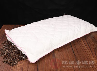 波浪形枕头是现在比较流行的