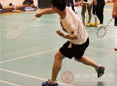 夏季適當運動可以幫助我們減少出汗