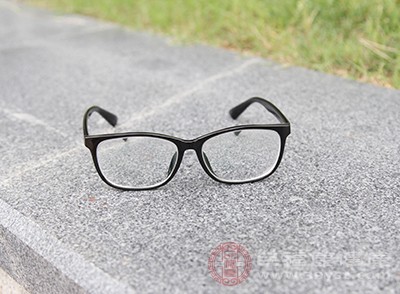 戴眼镜是否会导致度数加深 建议牢记4个要点