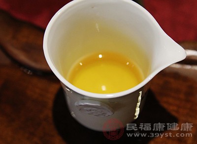 同樣還是茶葉中那些抗氧化物質(zhì)