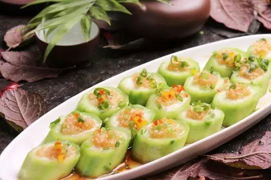 膳食健康 姑娘小伙们再不减肥就来不及了