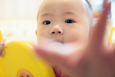 弱视可分为轻、中、重三个程度