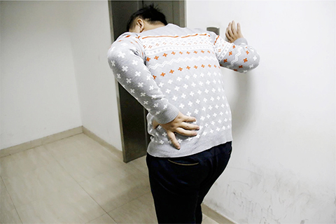 腰疼是比较常见的一种症状