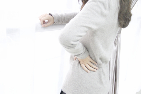 刮宫是人工流产的方式之一，女性在必要时，因为需要清理干净子宫的内部环境，就要进行刮宫手术