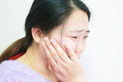 牙周炎是比较常见的疾病